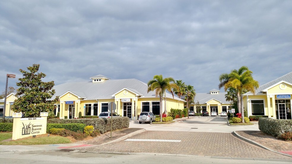 More Photos Of 1239 SE Indian St, Stuart Light Distribution For Lease