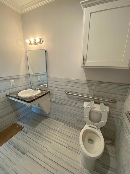 More Photos Of 8751 Collin McKinney Pky, McKinney Office Residential For Lease