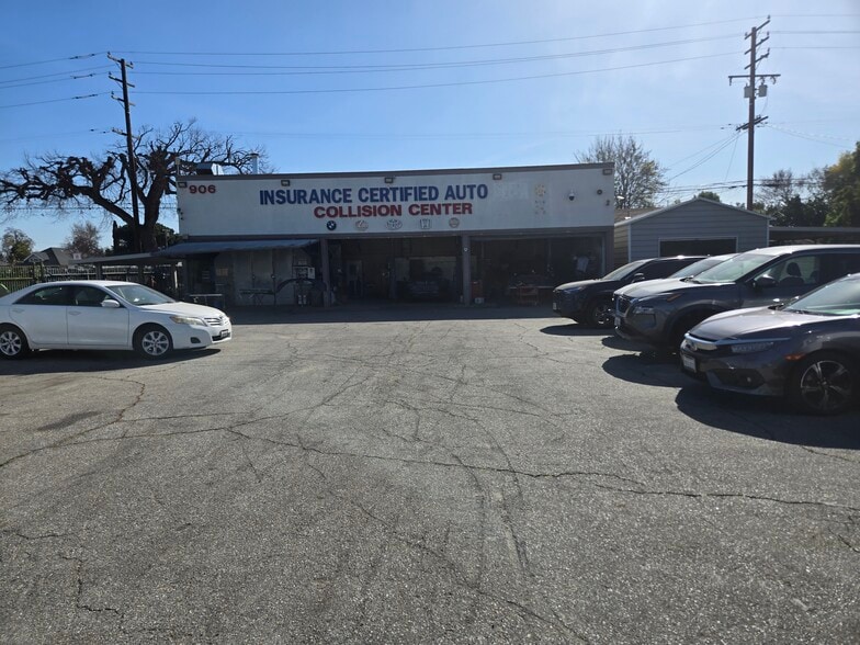 More Photos Of 906 W 2nd St, Pomona Auto Repair For Sale