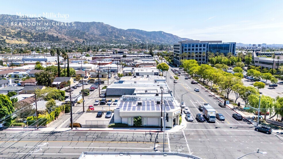 More Photos Of 2000 N Buena Vista St, Burbank Loft Creative Space For Sale