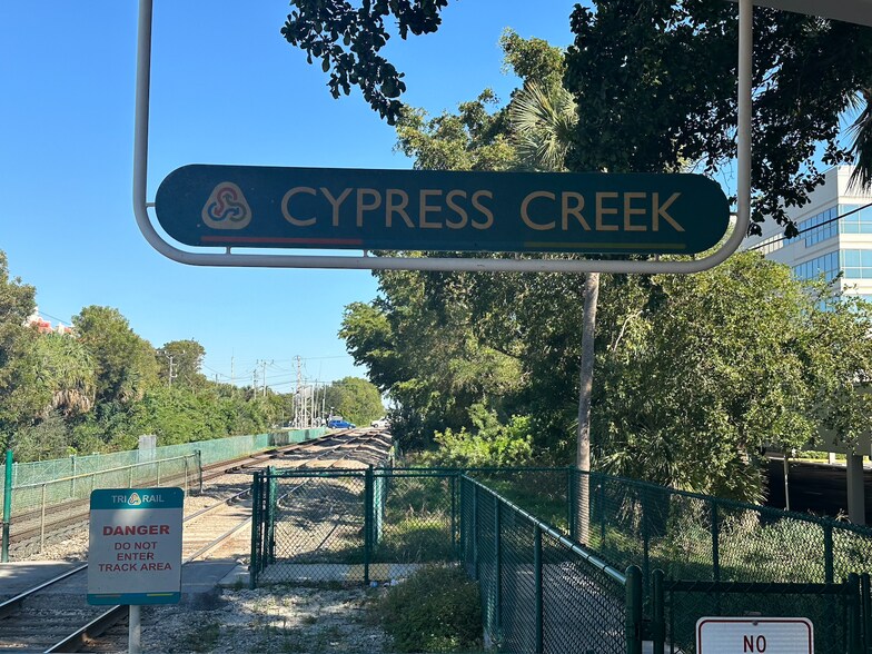 More Photos Of 200 W Cypress Creek Rd, Fort Lauderdale Office For Sale