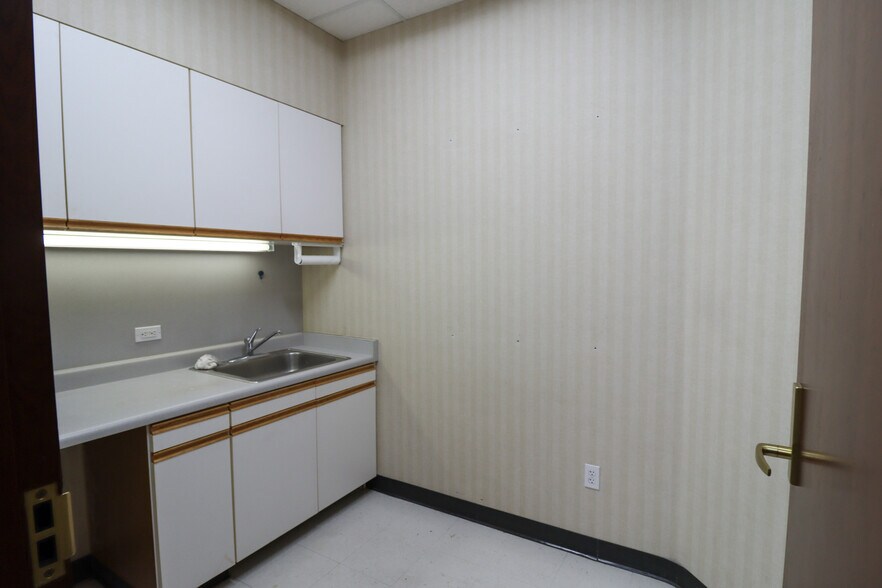 More Photos Of 335 E Saint George Blvd, Saint George Medical For Lease