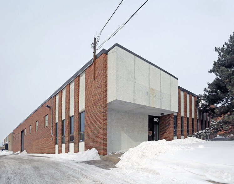 Primary Photo Of 400 Norfinch Dr, Toronto Warehouse For Lease