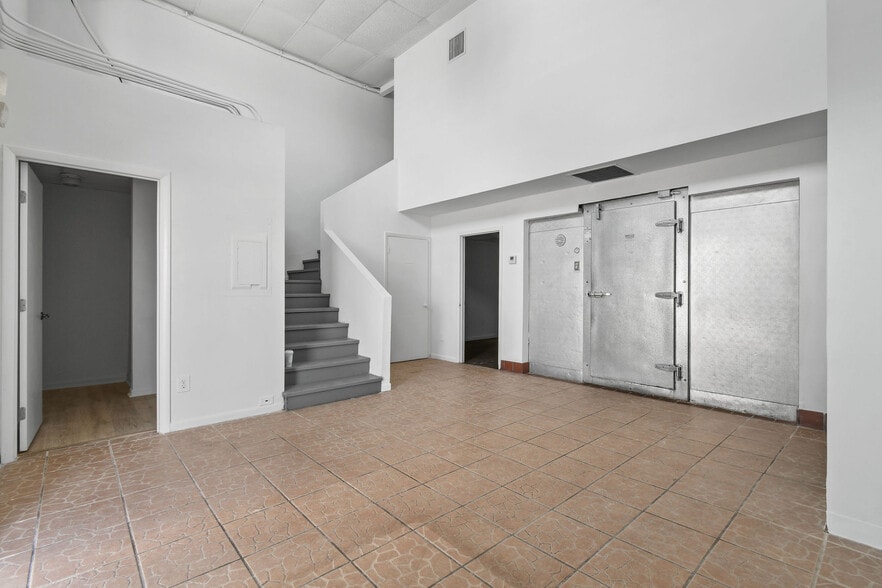 More Photos Of 1200 Clare Ave, West Palm Beach Service For Sale