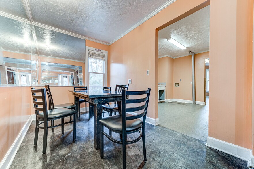 More Photos Of 2893 Mountain Industrial Blvd, Tucker Office For Sale