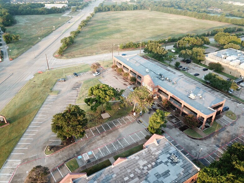 More Photos Of 1022 S Greenville Ave, Allen Unknown For Lease