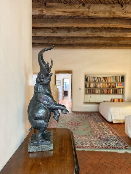 More Photos Of 1075 Paseo de Peralta, Santa Fe General Retail For Sale