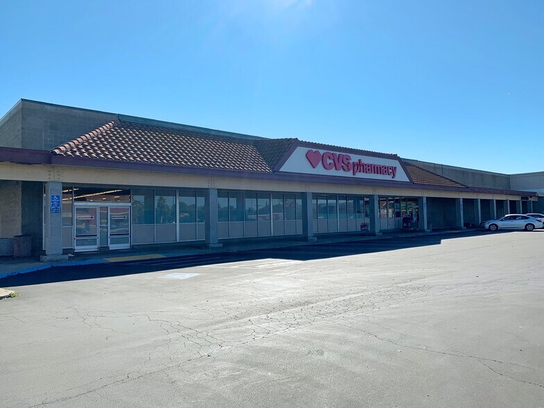 More Photos Of 3320 N Tracy Blvd, Tracy Drugstore For Sale