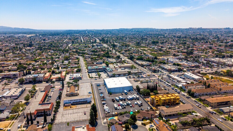 More Photos Of 8614 Valley Blvd, Rosemead Light Distribution For Sale