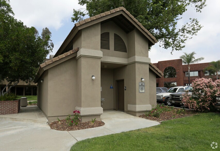 More Photos Of 10788 Civic Center Dr, Rancho Cucamonga Office For Lease