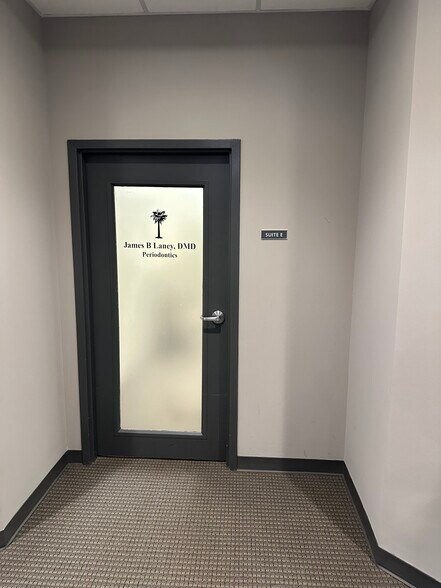 More Photos Of 108 Palmetto Park Blvd, Lexington Medical For Lease