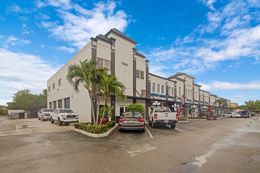 More Photos Of 7980-8024 Wiles Rd, Coral Springs Storefront Retail Office For Lease
