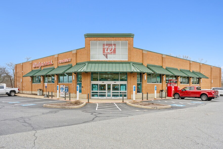 Primary Photo Of 441 Long Hill Rd, Groton Drugstore For Sale