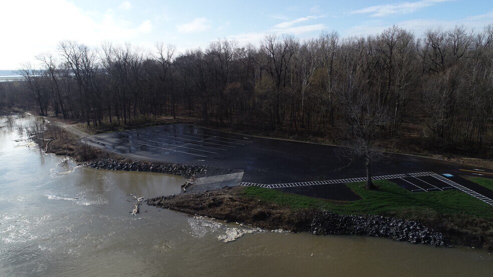 More Photos Of DeSoto Levee Dr, Arkansas City Land For Sale