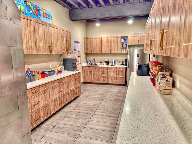 More Photos Of 59 W 900 N, Springville Office For Lease