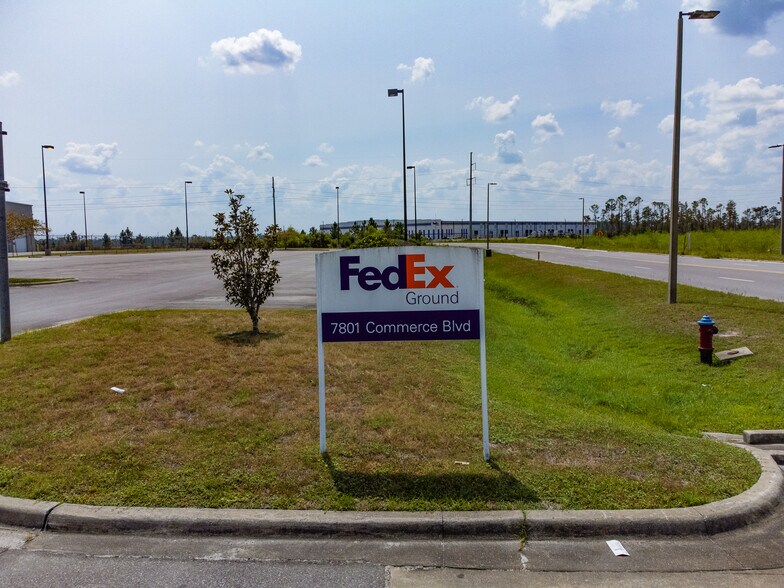 More Photos Of 7801 Commerce Blvd, Panama City Distribution For Sale