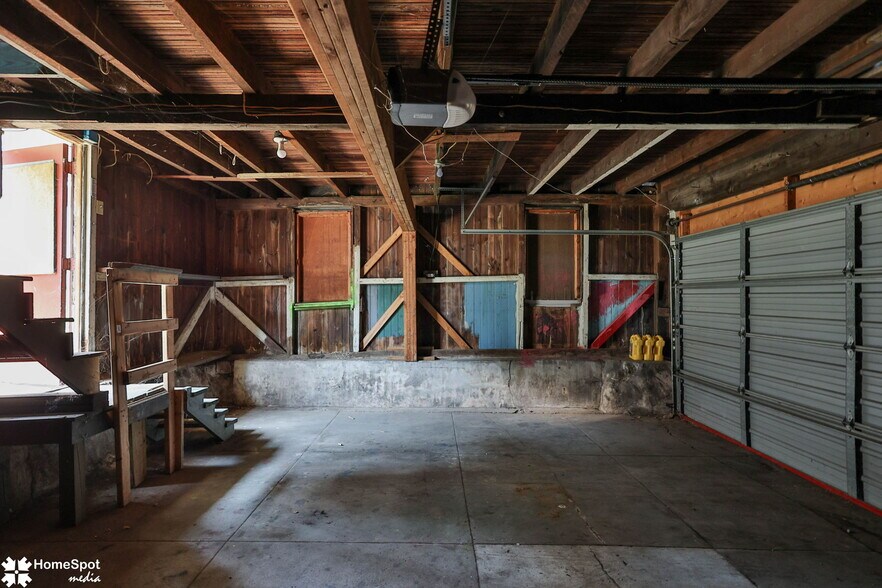 More Photos Of 1337 Washington St, Easton Multifamily For Sale