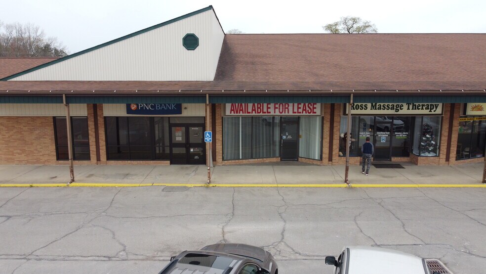 More Photos Of 100 Hadley Rd, Greenville Unknown For Sale