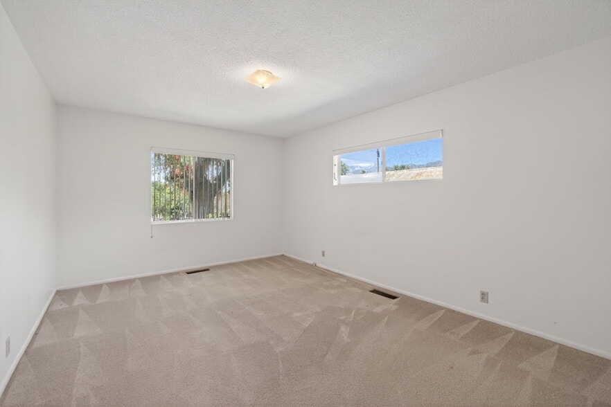 More Photos Of 1550 Santa Paula St, Fillmore Land For Sale