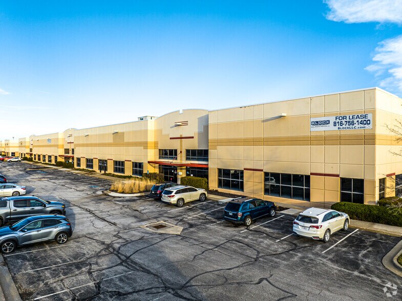 Primary Photo Of 11036-11068 Strang Line Rd, Lenexa Light Manufacturing For Lease