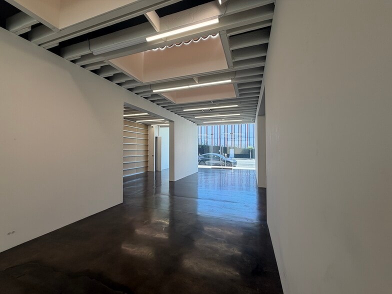 More Photos Of 8115 Melrose Ave, Los Angeles Storefront Retail Office For Lease
