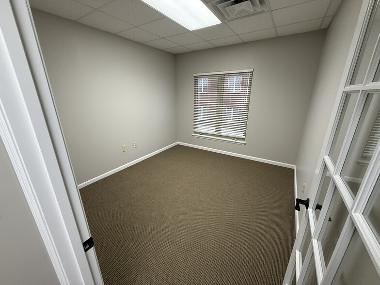 More Photos Of 8563 S Mason Montgomery Rd, Mason Loft Creative Space For Lease