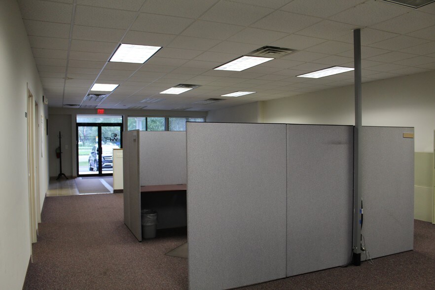 More Photos Of 2850 Brunswick Pike, Lawrenceville Medical For Lease