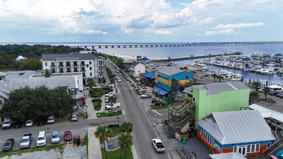 More Photos Of 113 Beach blvd, Bay Saint Louis Restaurant For Sale