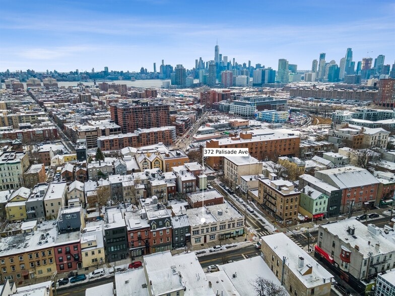 More Photos Of 372 Palisade Ave, Jersey City Apartments For Sale