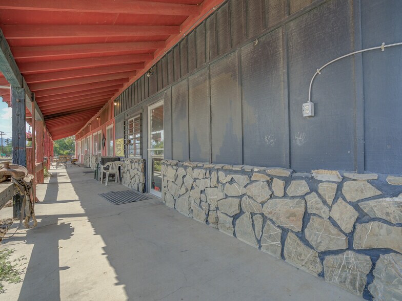 More Photos Of 180 E Webb St, Montague Warehouse For Sale