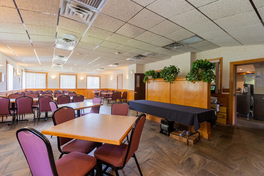 More Photos Of 2771 Scottsville Rd, Scottsville Restaurant For Sale