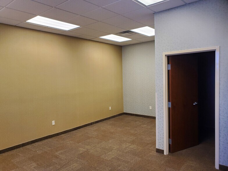 More Photos Of 210 W Georgia Ave, Nampa Medical For Lease
