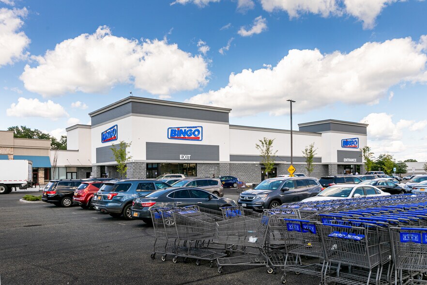 More Photos Of 1-170 Spring Valley Market Pl, Spring Valley Unknown For Sale