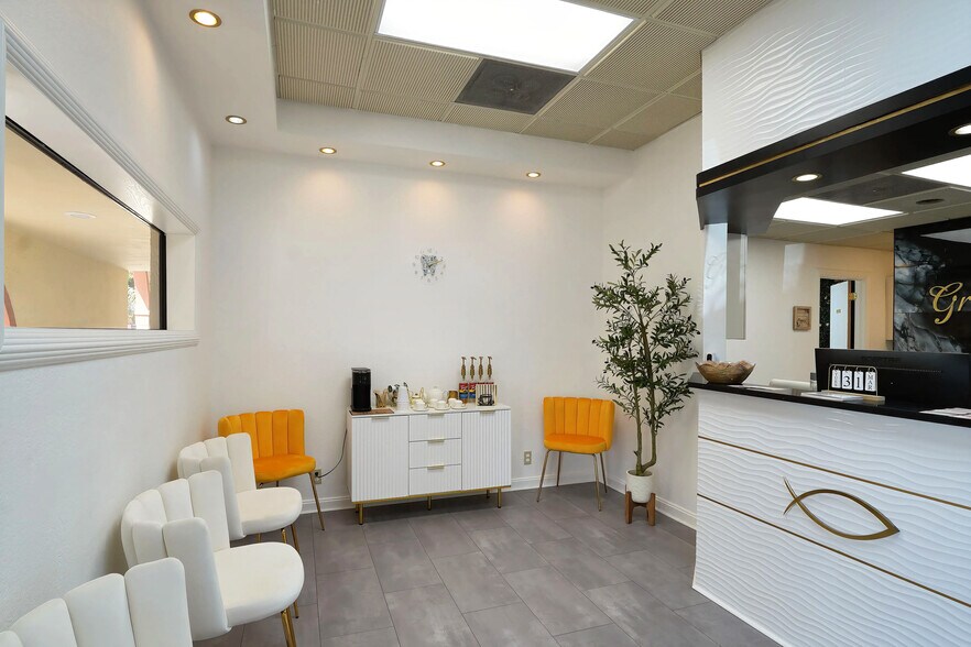 More Photos Of 650 W Boynton Beach Blvd, Boynton Beach Medical For Sale