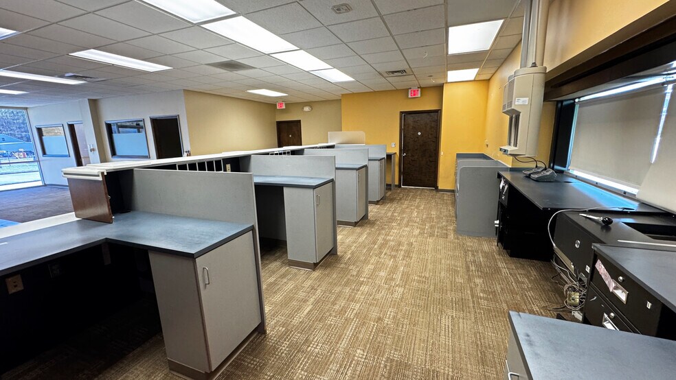 More Photos Of 211 Elkin Hwy, North Wilkesboro Bank For Sale