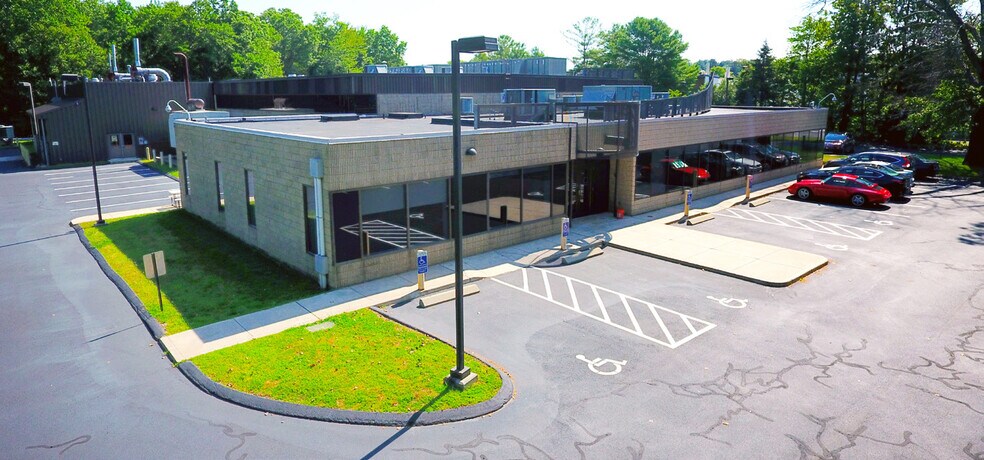 More Photos Of 15 Commercial St, Branford Research And Development For Sale