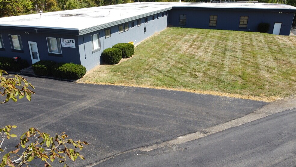 Primary Photo Of 10 Rhoda St, Farrell Flex For Lease
