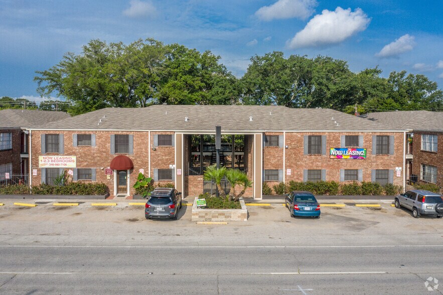 More Photos Of 3940 S Shaver St, Houston Apartments For Sale