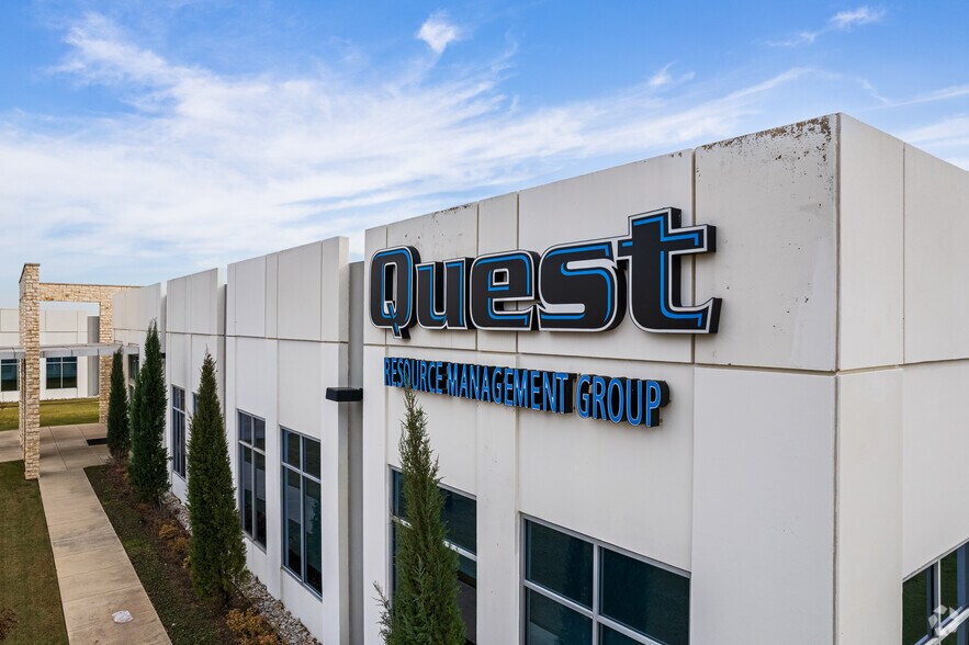 More Photos Of 3481 Plano Pky, The Colony Office For Lease