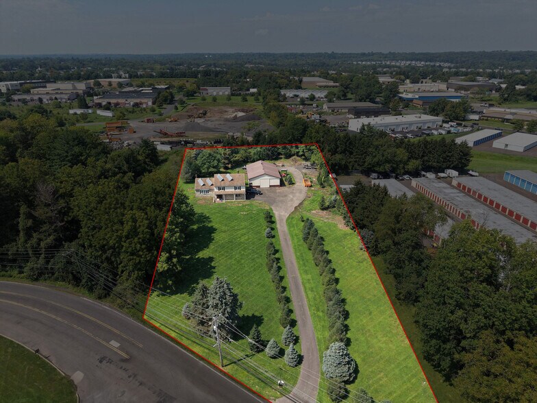 Primary Photo Of 1550 Mearns Rd, Ivyland Warehouse For Lease