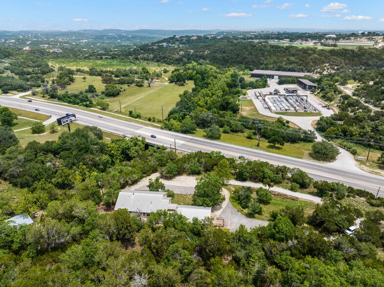 More Photos Of 19019 TX-71, Spicewood Office Residential For Lease