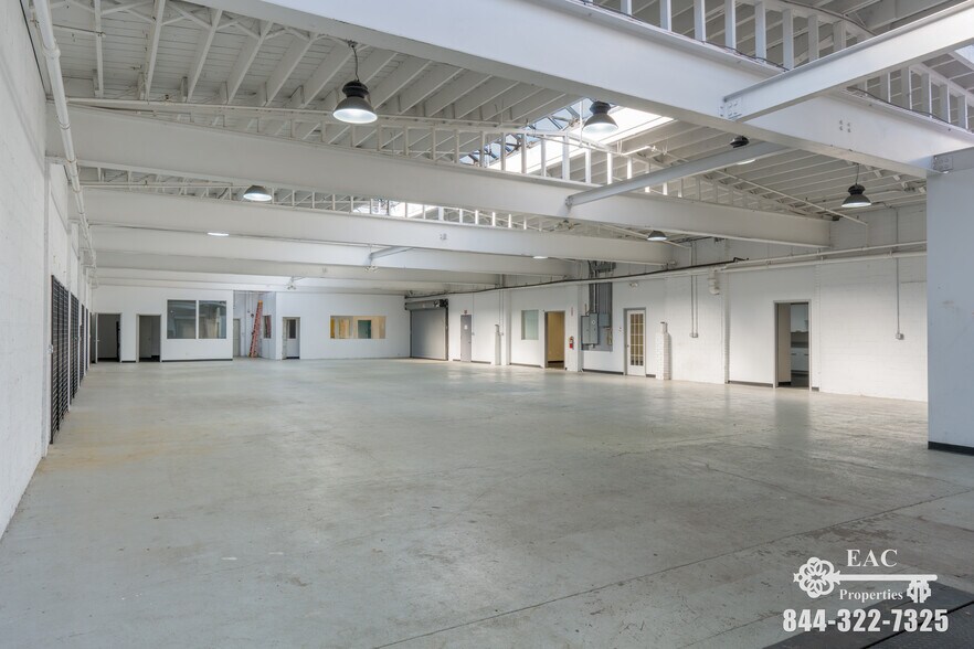 More Photos Of 482 Glenbrook Rd, Stamford Manufacturing For Lease