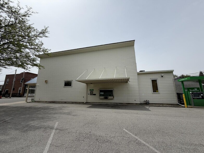 More Photos Of 112 E Liberty St, Arlington Bank For Sale