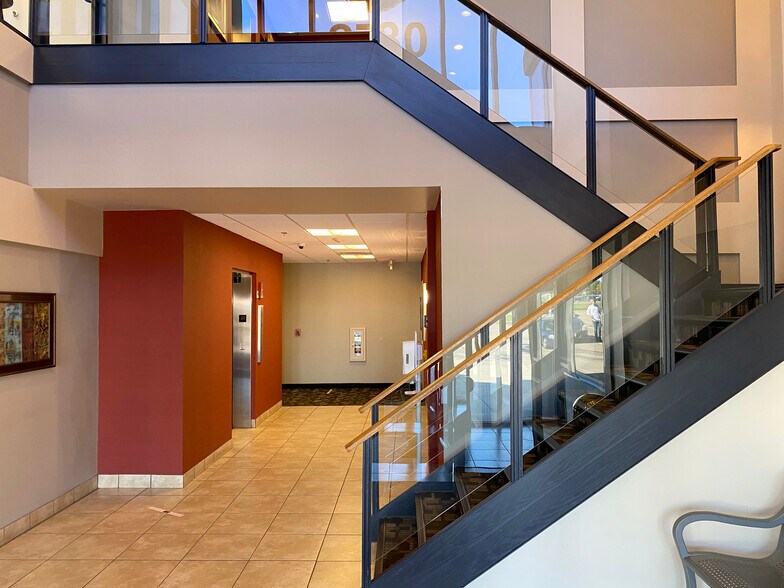 More Photos Of 2780 Snelling Ave N, Roseville Medical For Lease