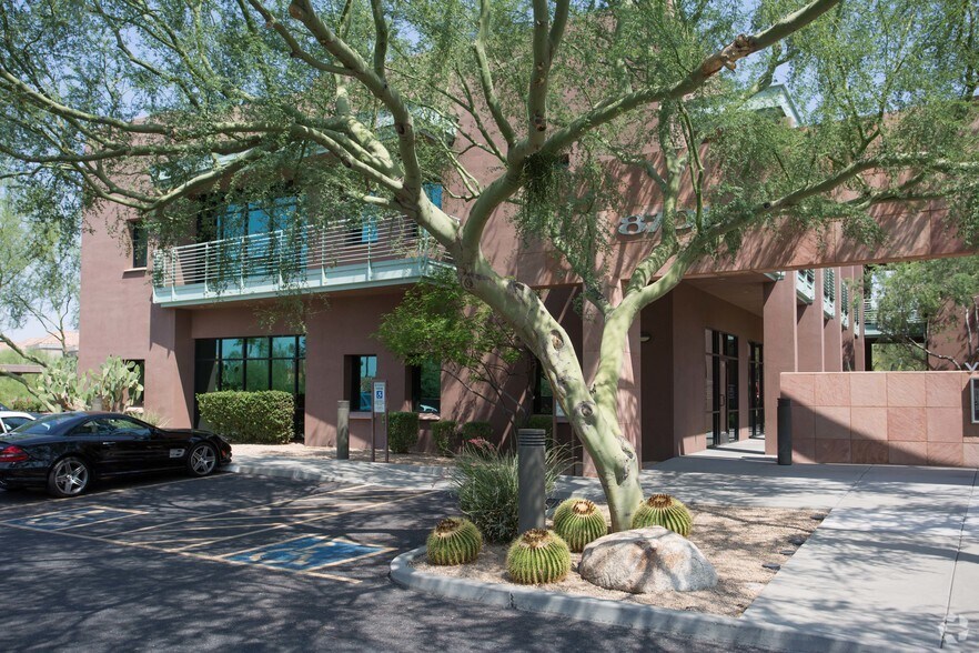More Photos Of 8701 E Vista Bonita Dr, Scottsdale Medical For Sale