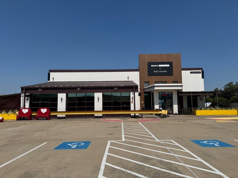 More Photos Of 4109 State Highway 121, Carrollton Restaurant For Lease