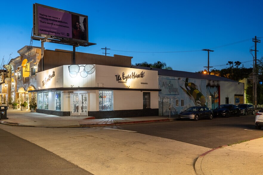 More Photos Of 13831 Ventura Blvd, Sherman Oaks Storefront For Sale