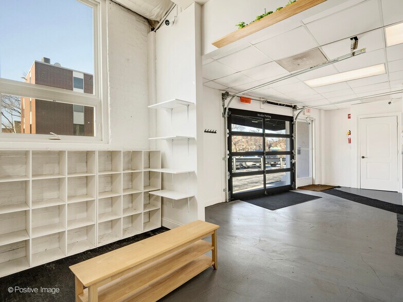 More Photos Of 501-503 Duane St, Glen Ellyn Apartments For Lease