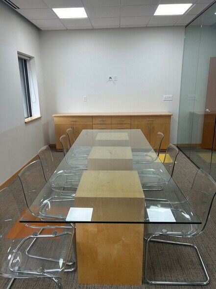 More Photos Of 210 Walnut St E, Mankato Office Residential For Lease