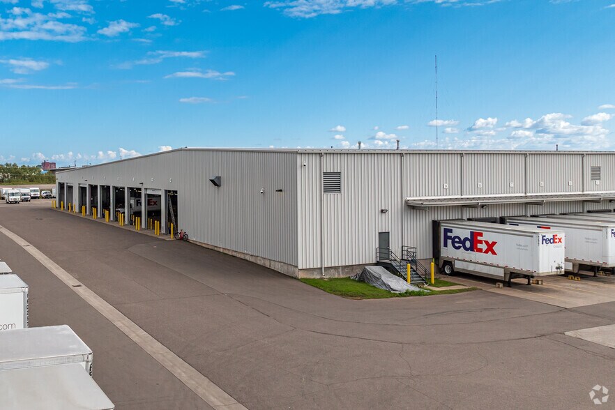 More Photos Of 2929 Halvor Ln, Superior Distribution For Sale